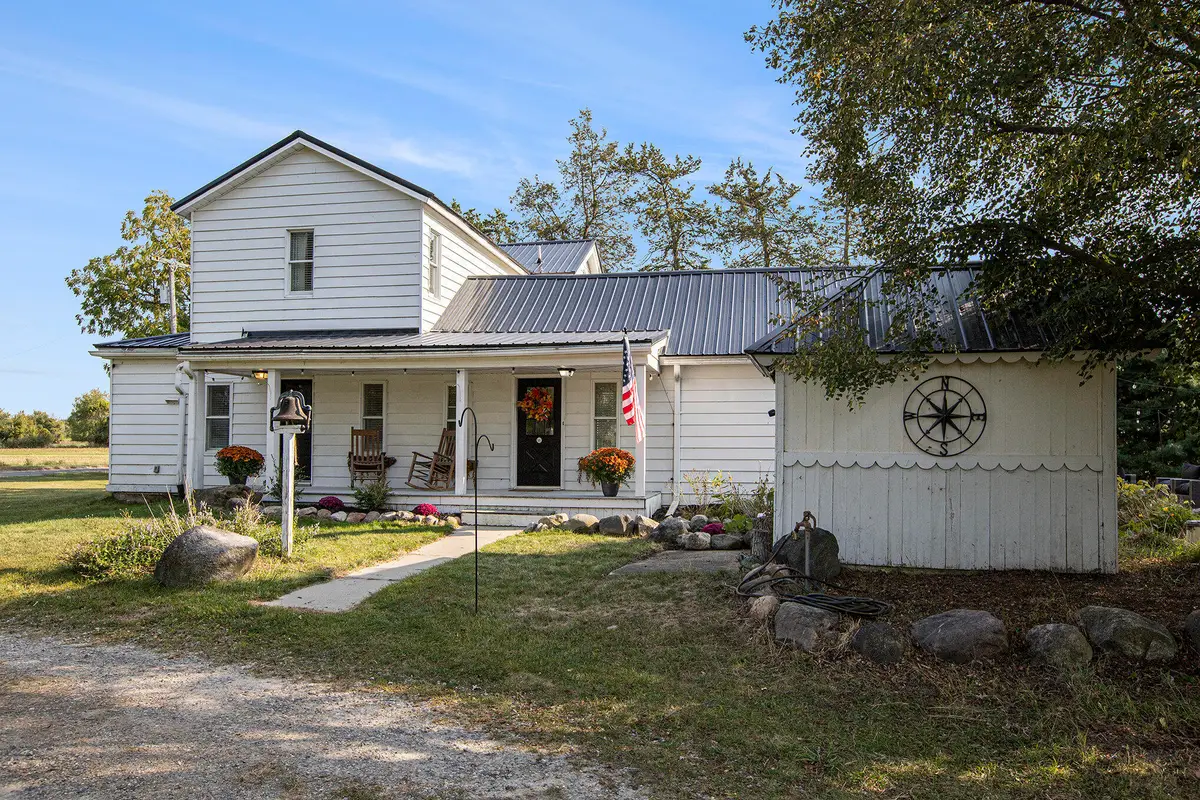 2960 Cedar Lake Road, Howell, MI 48843 - #1