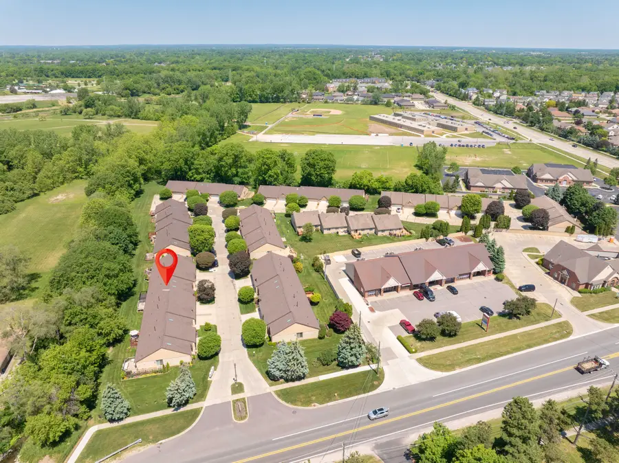 35907 Fierimonte Drive, Clinton Township, MI 48035 - #2