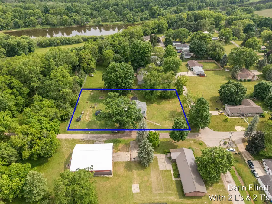 925 E Isham Street, Lyons, MI 48851 - #2
