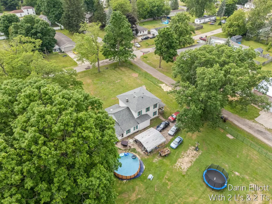 925 E Isham Street, Lyons, MI 48851 - #3