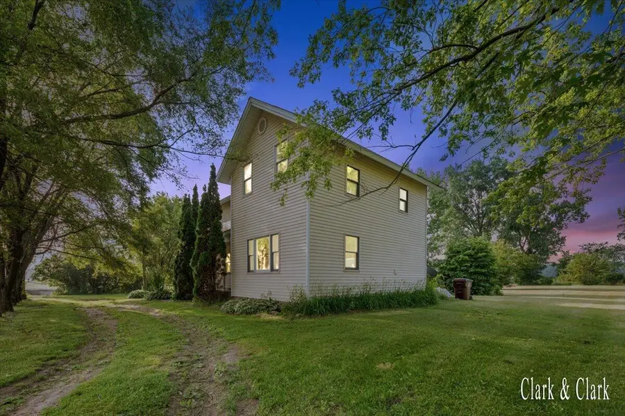 9604 E Brown Road, Lake Odessa, MI 48849 - #2