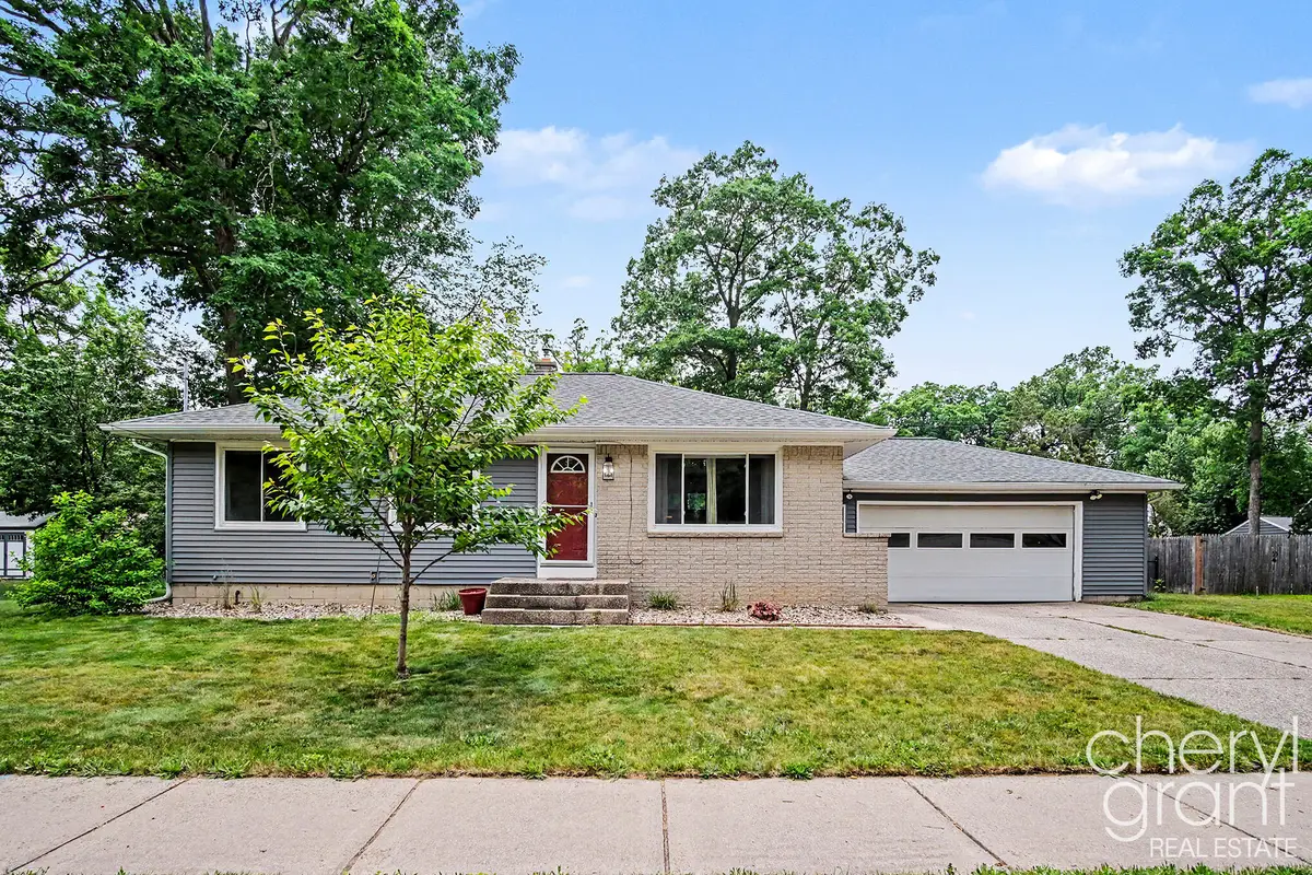 4631 Carrick Avenue Se, Grand Rapids, MI 49508 - #1
