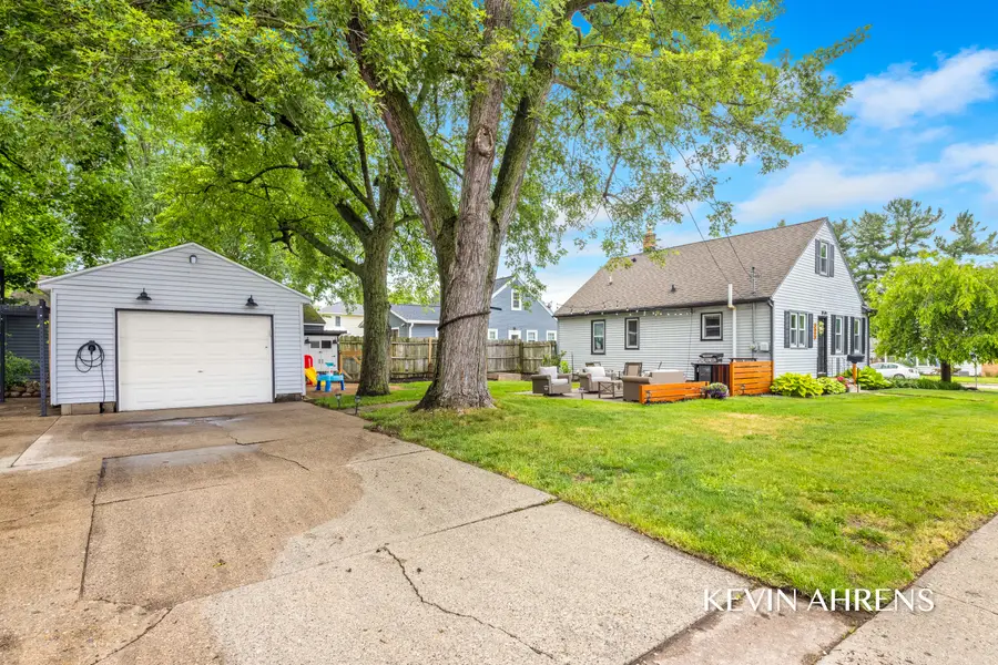 3610 Crystal Street Sw, Grandville, MI 49418 - #3