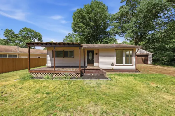 310 N John Street, Decatur, MI 49045