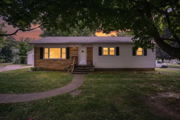 509 Fayette Street, Jonesville, MI 49250