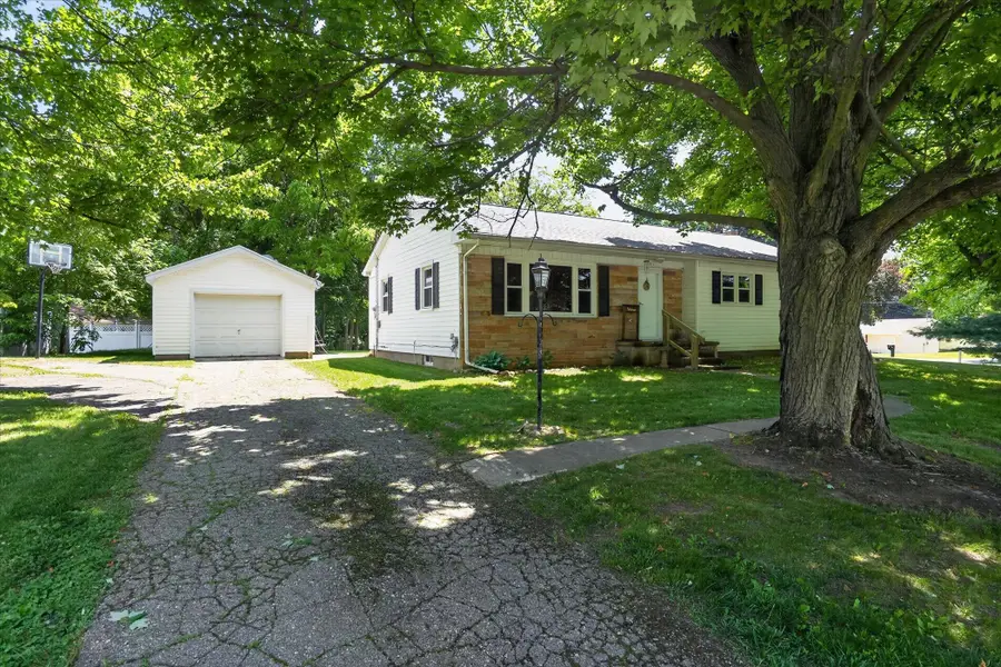 509 Fayette Street, Jonesville, MI 49250 - #2
