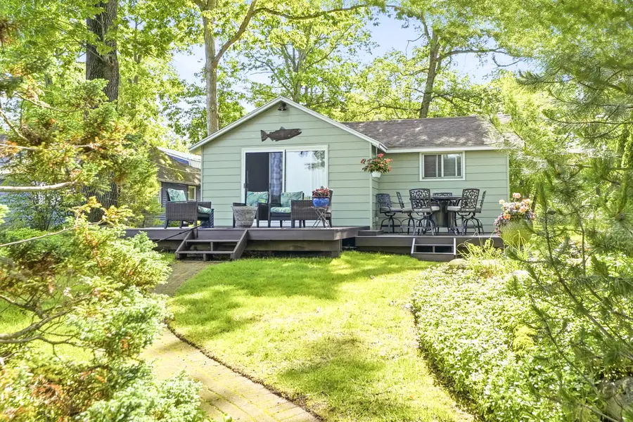 5375 Front Street, Newaygo, MI 49337 - #2