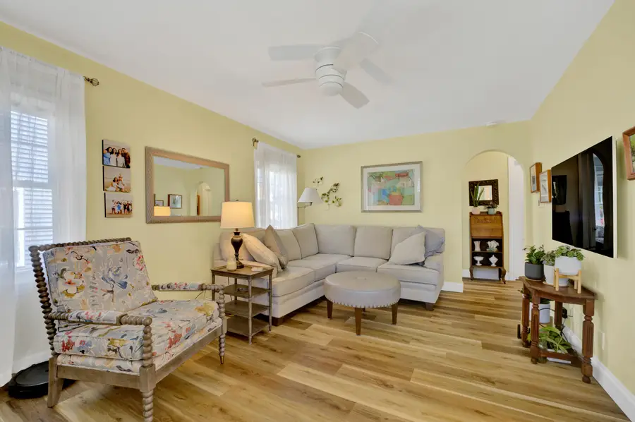 514 Edgell Street, South Haven, MI 49090 - #3