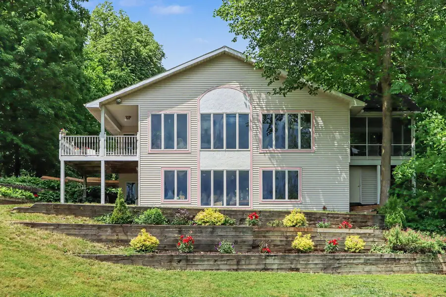 47135 Lakeview Drive, Lawrence, MI 49064 - #3