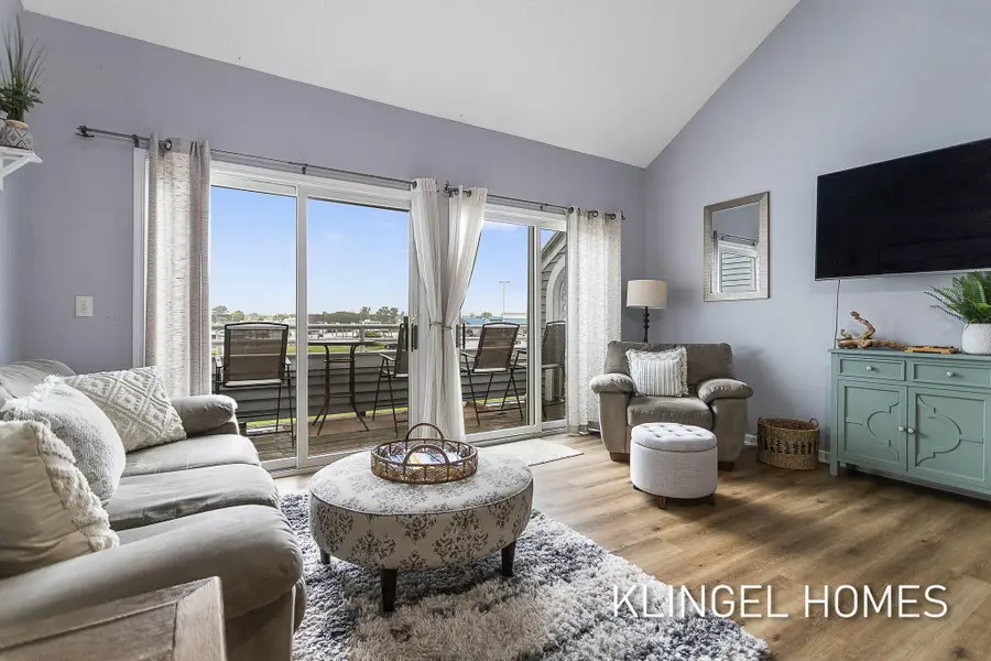 110 Millpoint Drive #10, Spring Lake, MI 49456 - #2