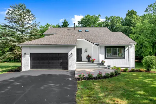3999 Edmonton Court, Ann Arbor, MI 48103
