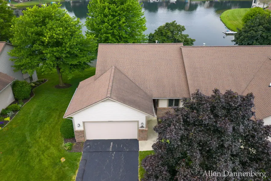 1946 Lakeview Drive, Zeeland, MI 49464 - #2