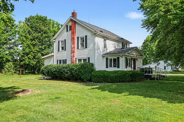 8596 S 36th Street S, Scotts, MI 49088