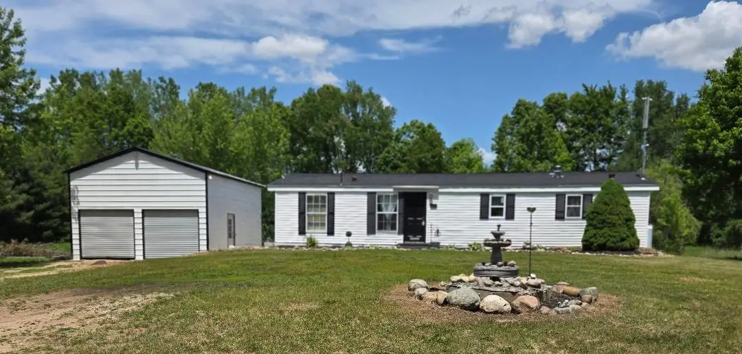 475 Tyler Road, Wayland, MI 49348 - #1