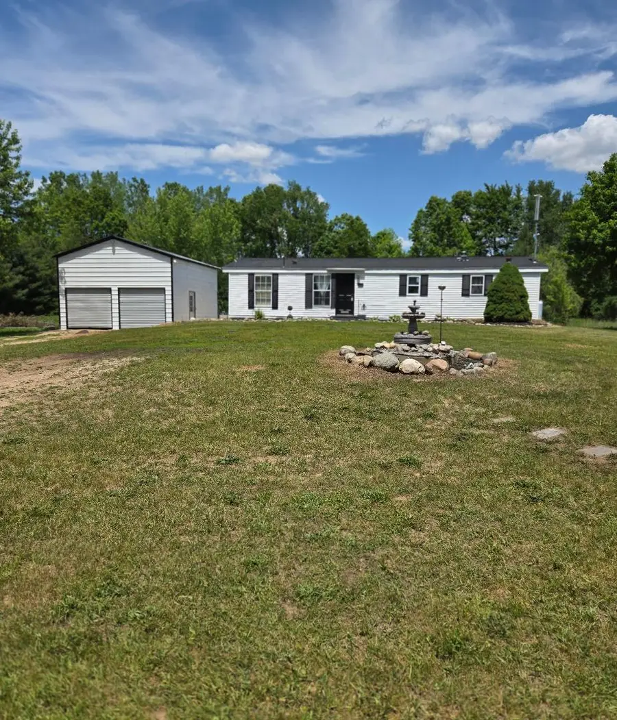 475 Tyler Road, Wayland, MI 49348 - #2