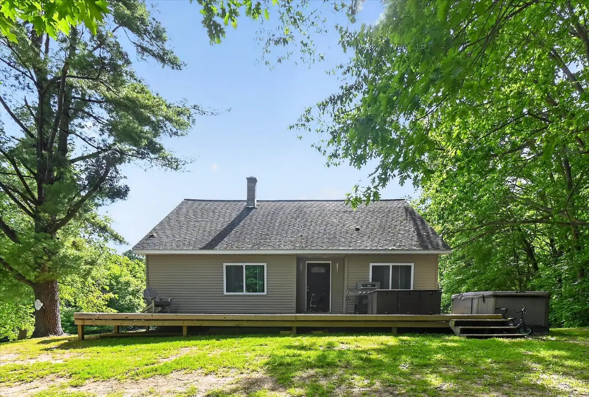 10260 N Ferris Road, Riverdale, MI 48877 - #1