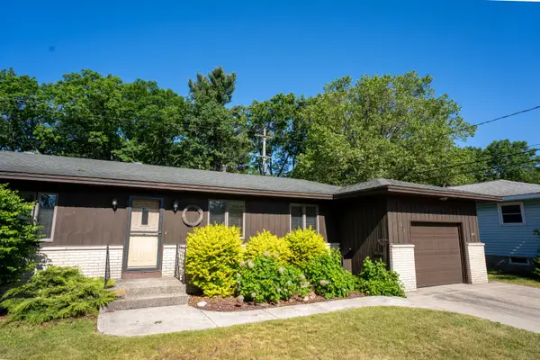 3127 Haverhill Court, Muskegon, MI 49441