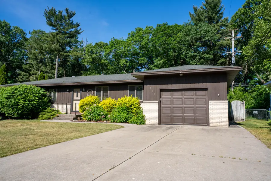 3127 Haverhill Court, Muskegon, MI 49441 - #2