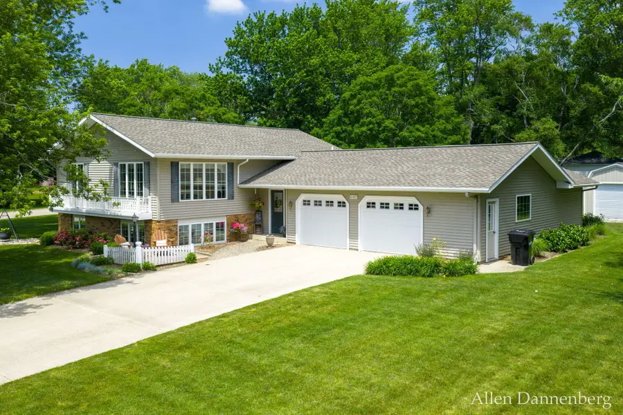 10497 Beechnut Lane, Zeeland, MI 49464 - #2