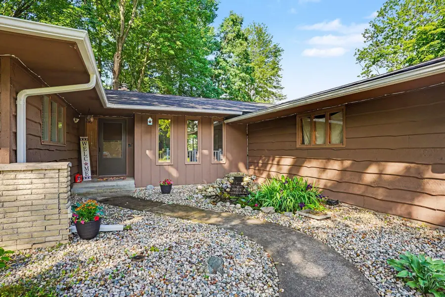 9713 Oakview Drive, Portage, MI 49024 - #2