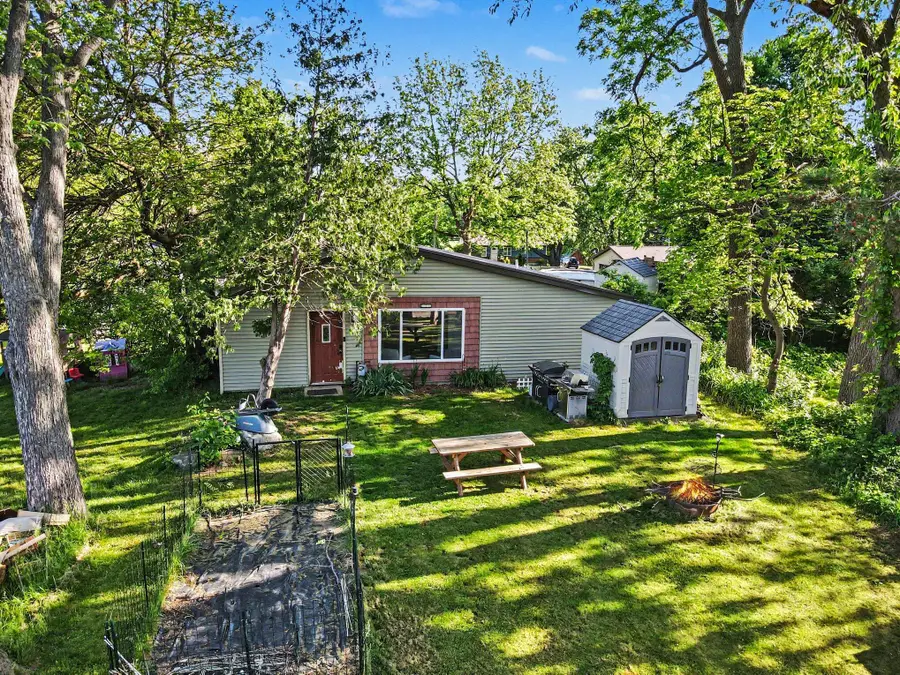 240 W Amy Street, Hastings, MI 49058 - #3
