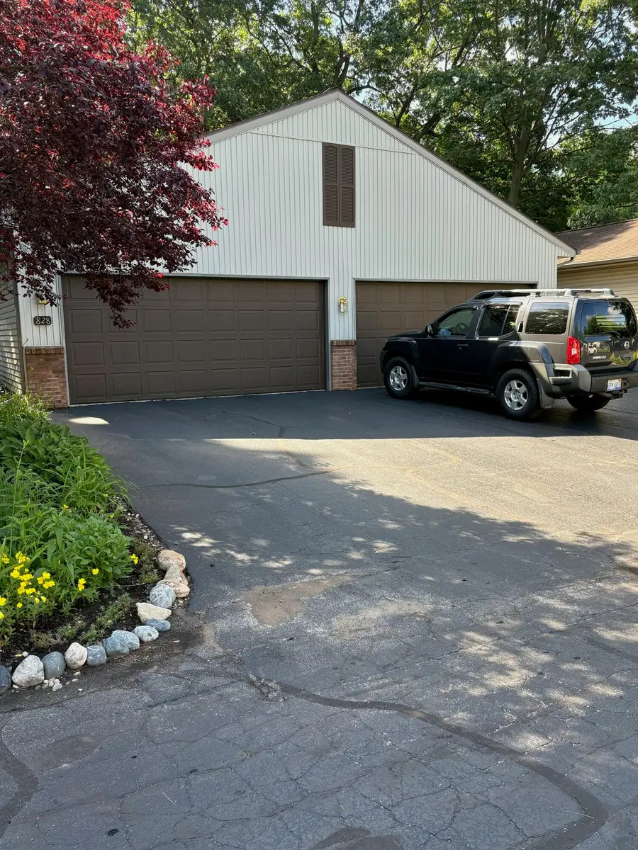 828 Highbanks Drive #21, Allegan, MI 49010 - #3