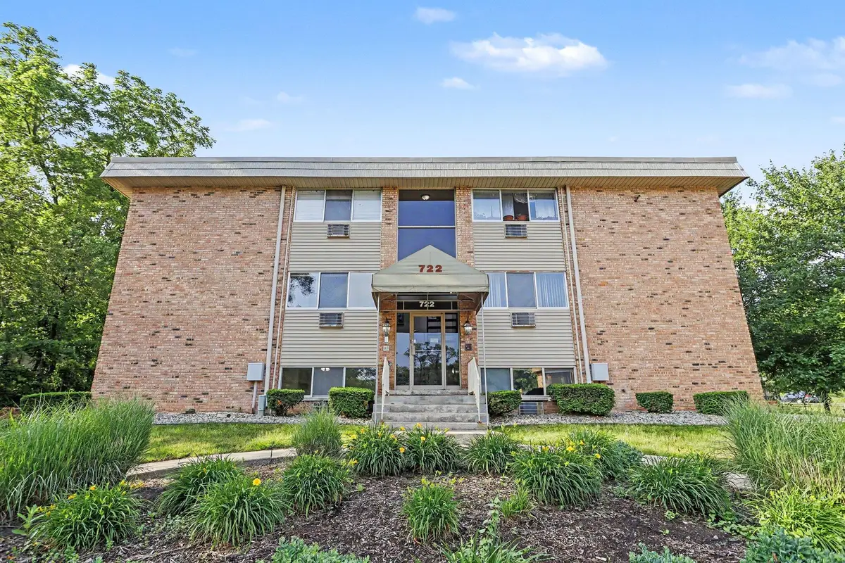 722 W Kilgore Road #102, Kalamazoo, MI 49008 - #1