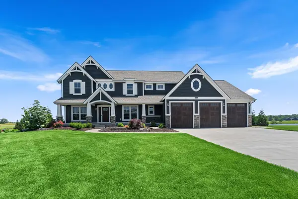 4738 Harkemas Creek Drive, Holland, MI 49424