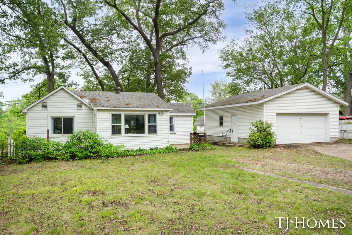 423 Collins Avenue, Muskegon, MI 49444 - #1