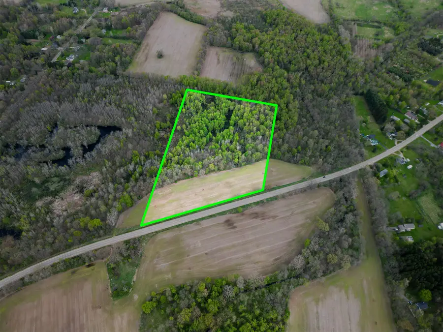 3 Bunkerhill Road, Jackson, MI 49201 - #3