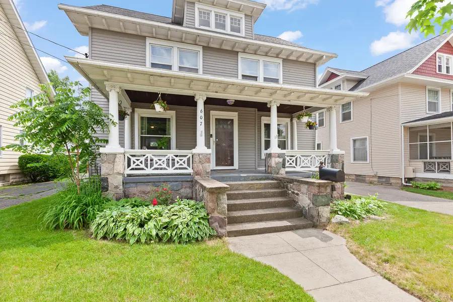 607 Harwood Street, Jackson, MI 49203 - #2