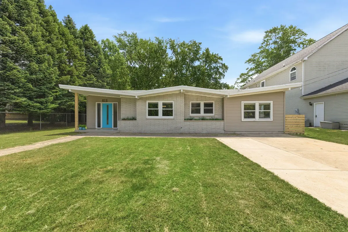 815 W Detroit Street, New Buffalo, MI 49117 - #1