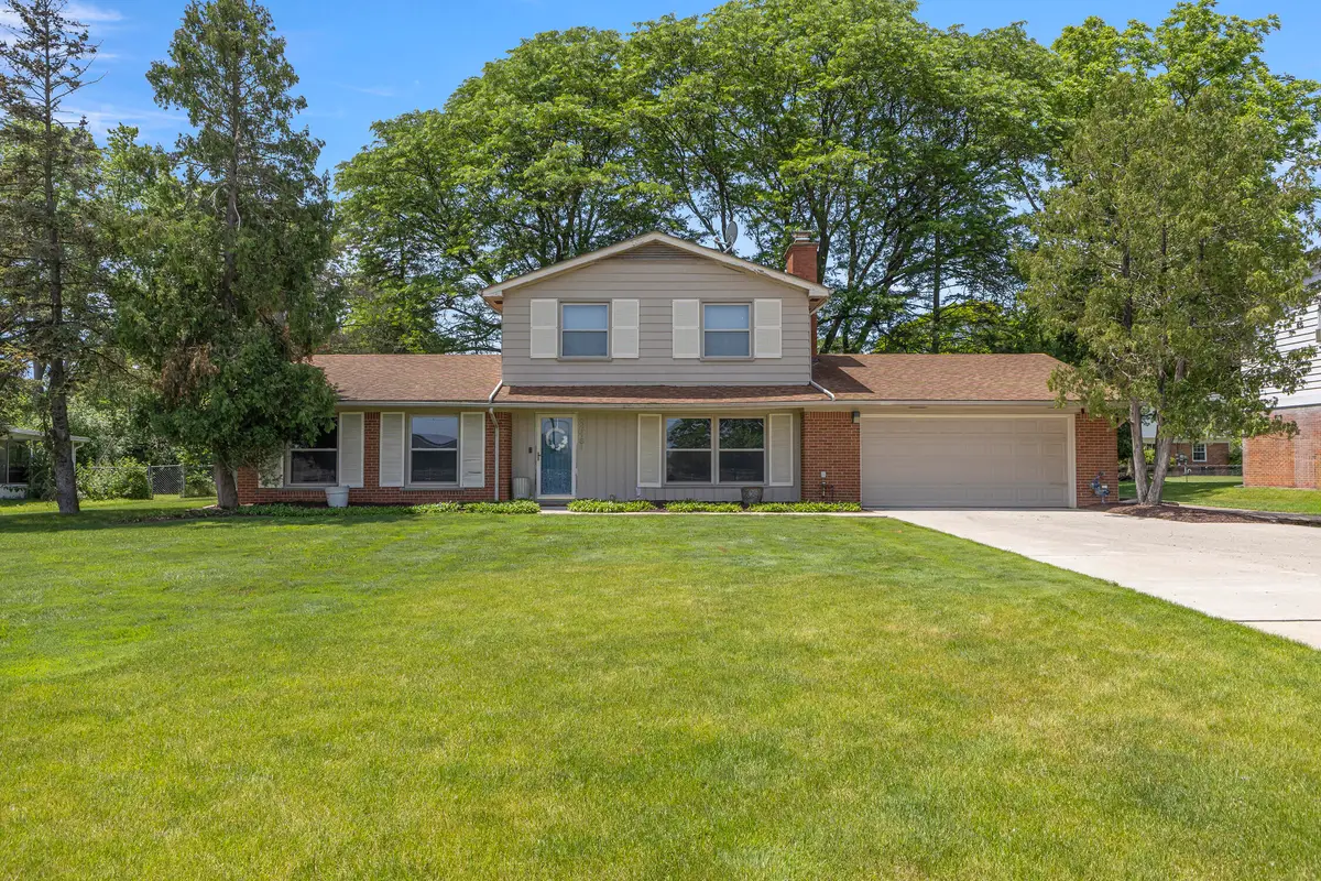26181 Middlebelt Road, Farmington Hills, MI 48334 - #1