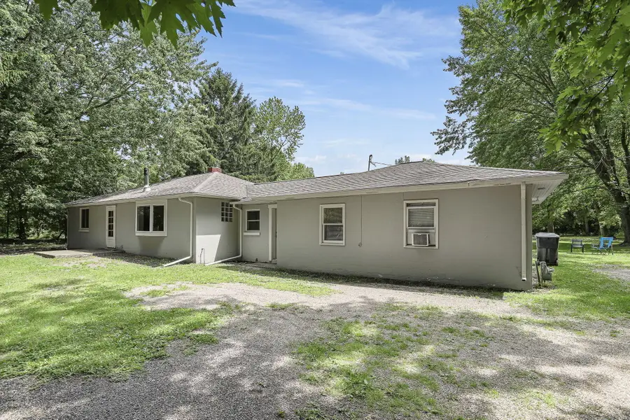 2718 Coloma Road, Benton Harbor, MI 49022 - #2