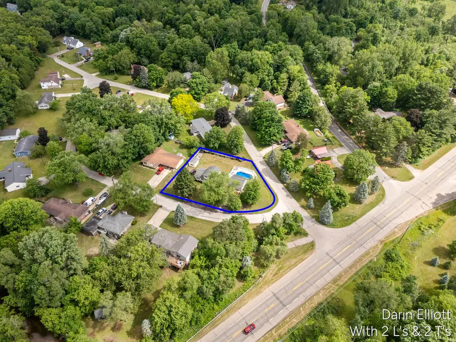 338 Lynn Avenue, Ionia, MI 48846 - #2