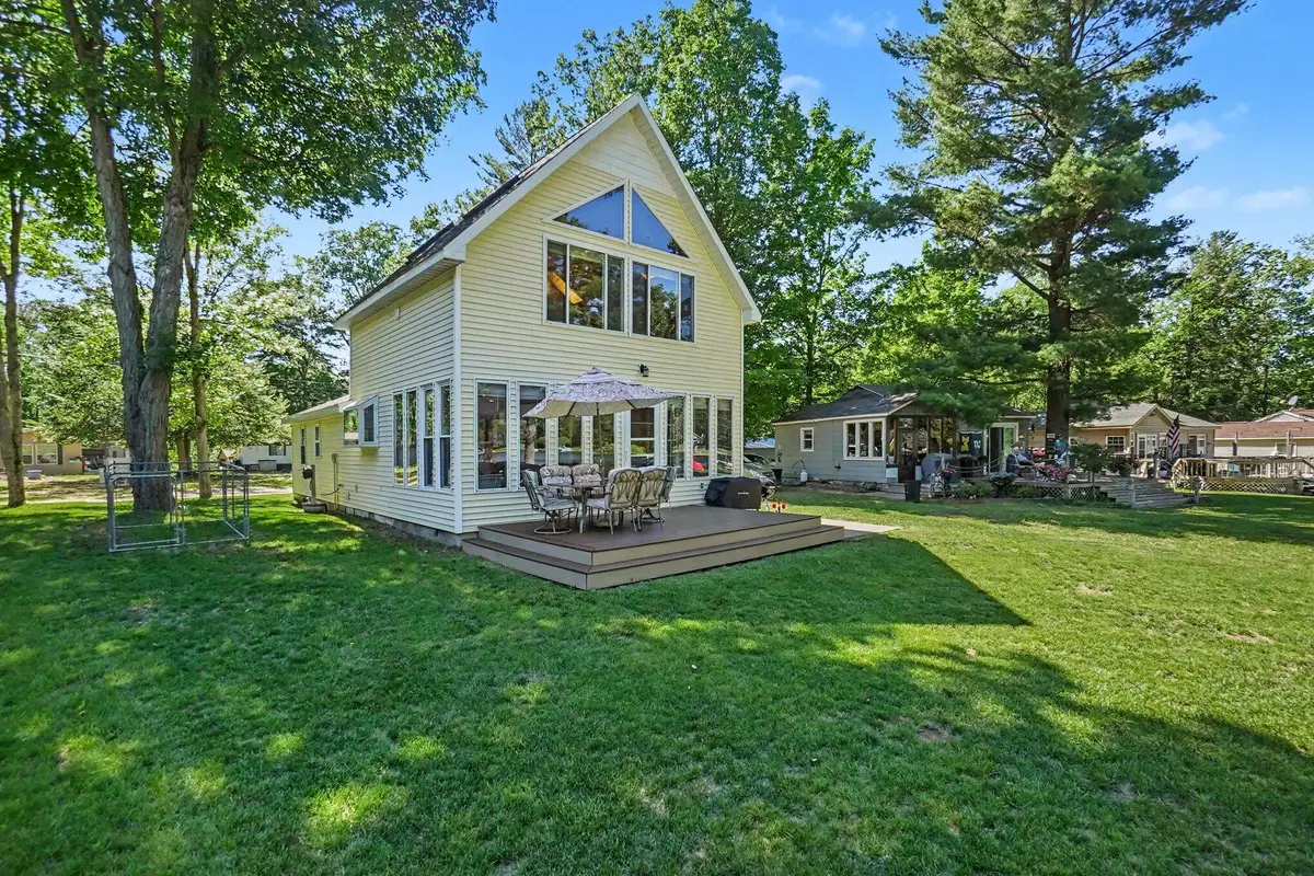 974 S Logan, Hesperia, MI 49421 - #1