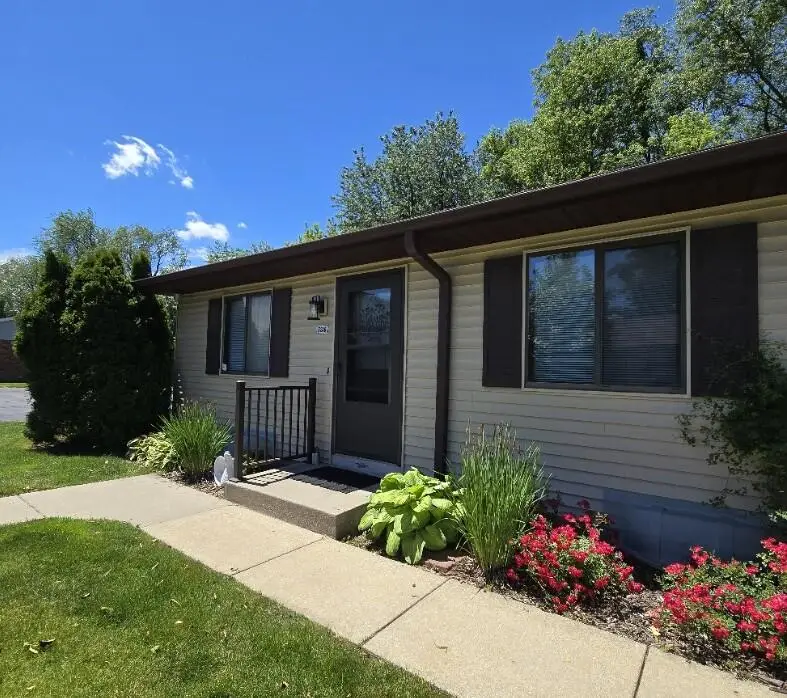 5246 Green Meadow Road #Q, Kalamazoo, MI 49009 - #2