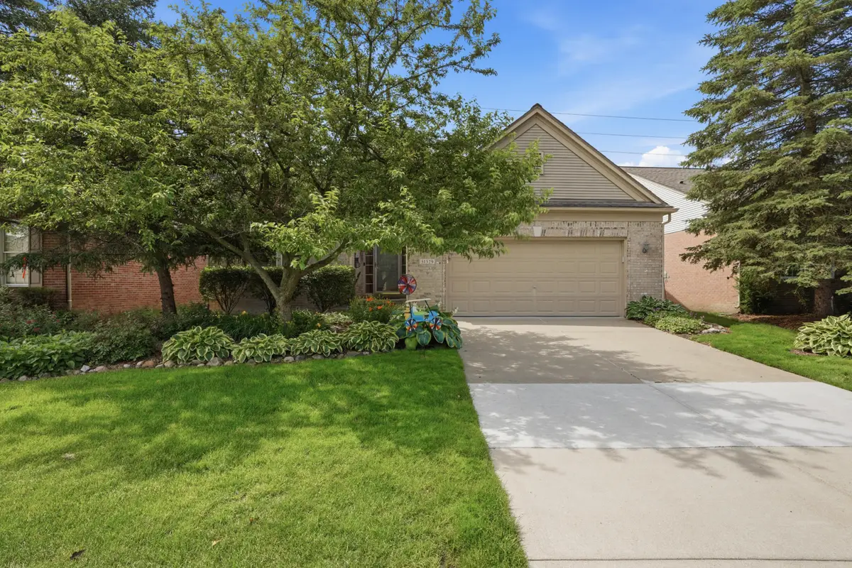 51329 Northview, Plymouth, MI 48170 - #1