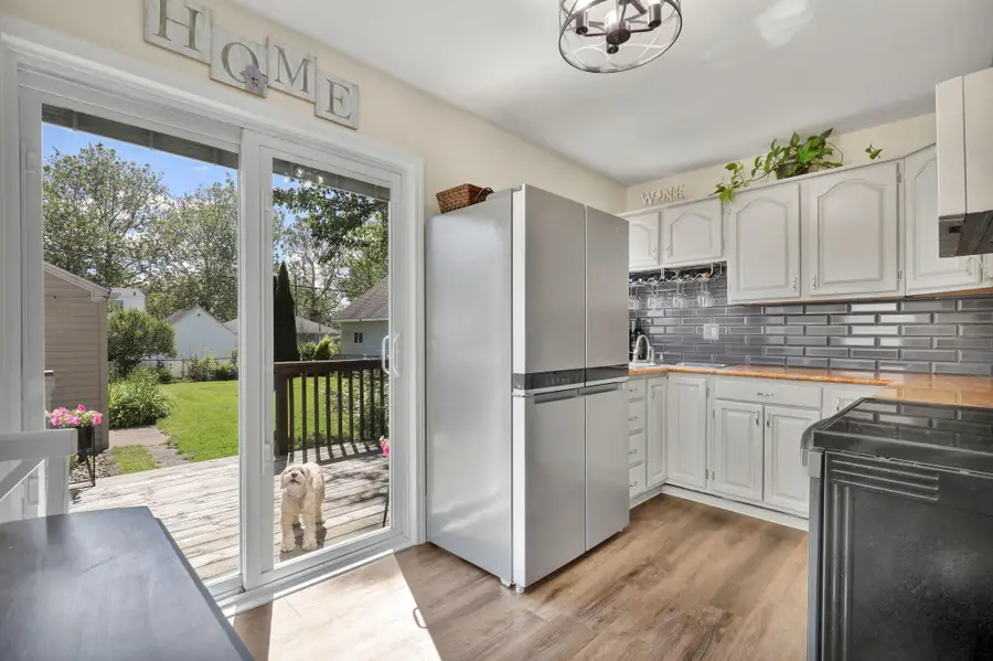 3201 Sablain Parkway Drive, Lansing, MI 48910 - #2