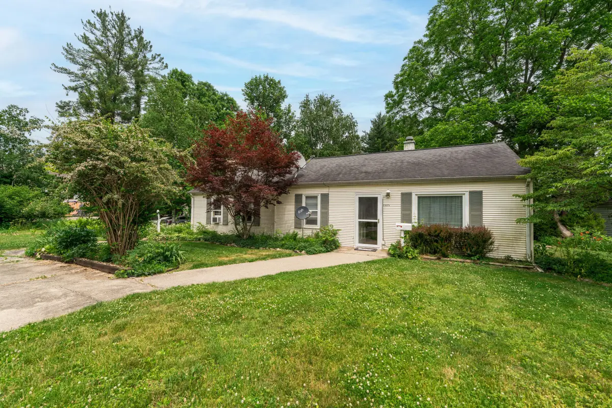 117 Lincoln Street, Marshall, MI 49068 - #1