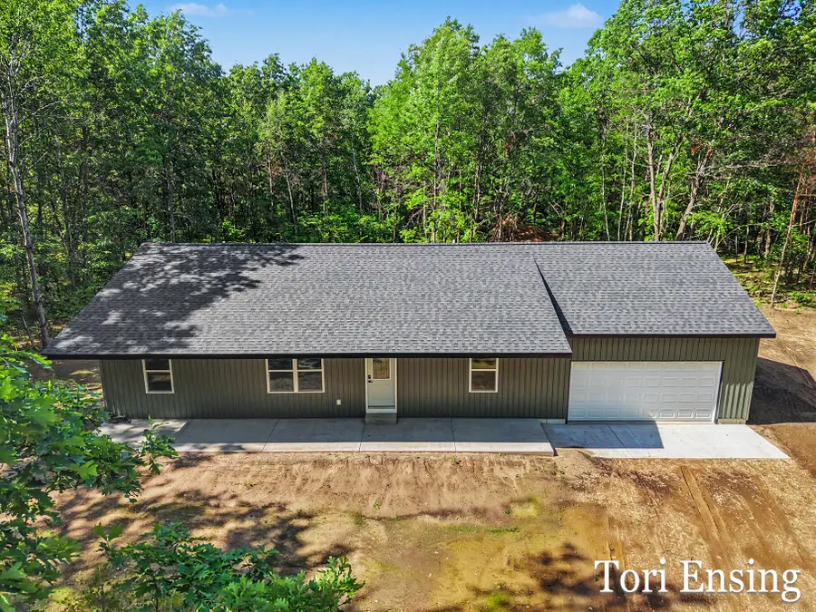 19828 Yankee Road, Howard City, MI 49329 - #2