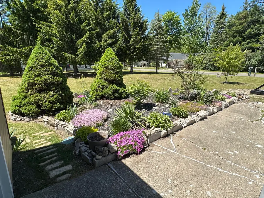 1807 S Lake Mitchell Drive, Cadillac, MI 49601 - #2