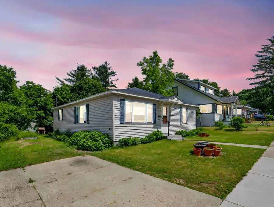415 Crippen Street, Cadillac, MI 49601 - #2