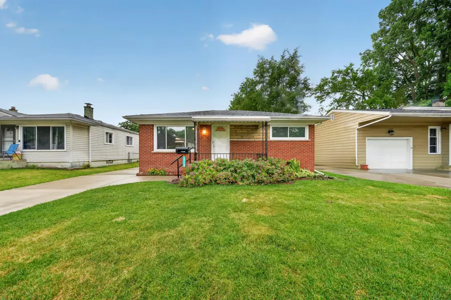 29360 Howard Avenue, Madison Heights, MI 48071 - #3
