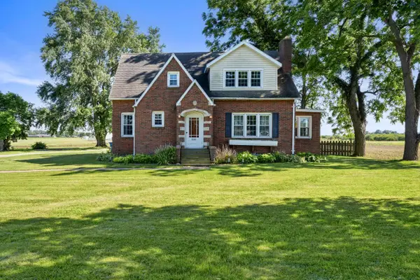 8040 Territorial Road, Watervliet, MI 49098