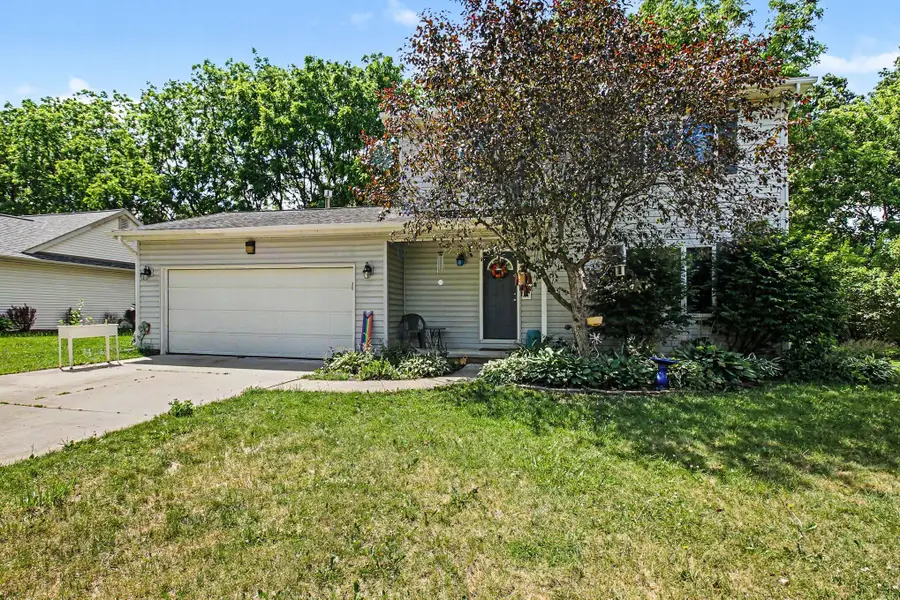 2250 Eads Place, Howell, MI 48843 - #2