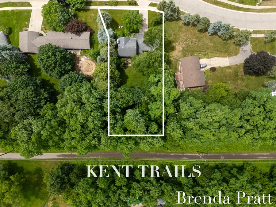 5274 Crooked Pine Drive Sw, Grandville, MI 49418 - #2