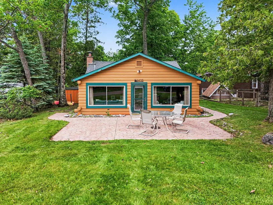 6470 Margaret Lane, Indian River, MI 49749 - #2