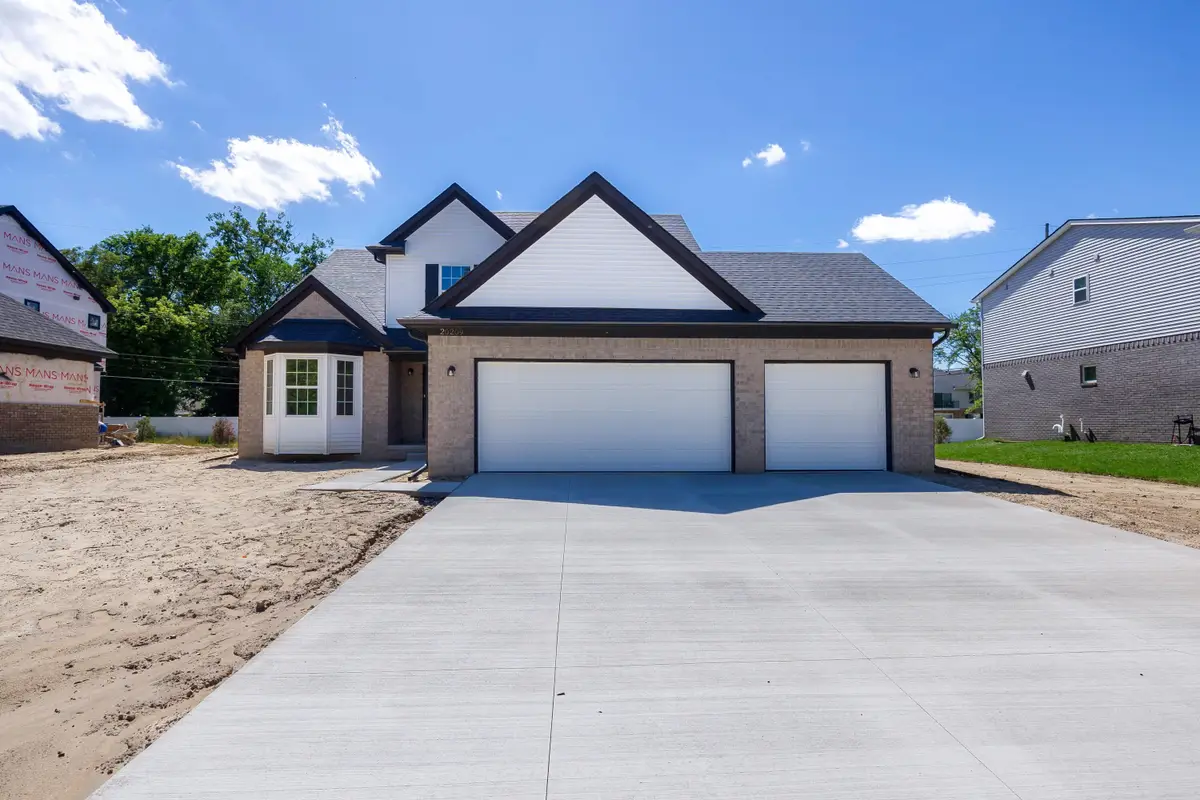 20209 Sunset Street, Livonia, MI 48152 - #1