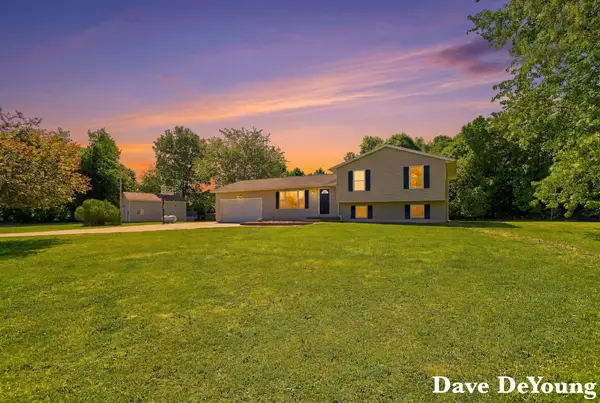 6756 119th Avenue, Fennville, MI 49408